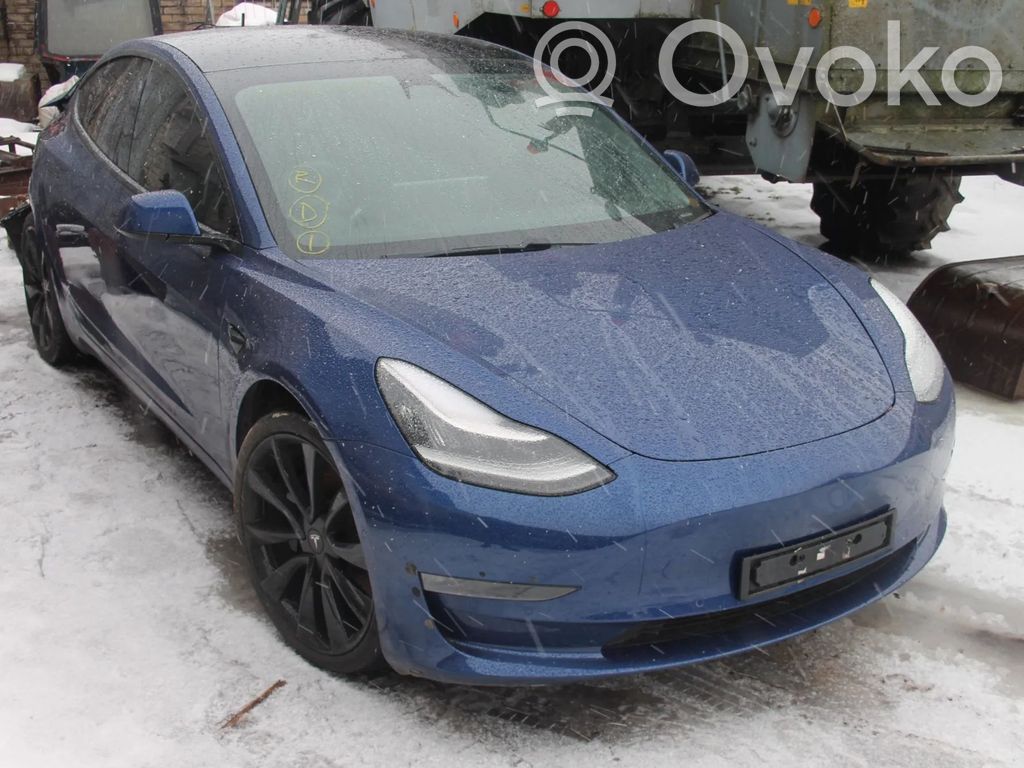 Model 3 Tesla Model 3  113340900B