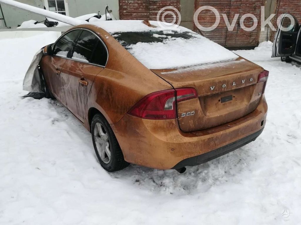 S60 S60  31285436