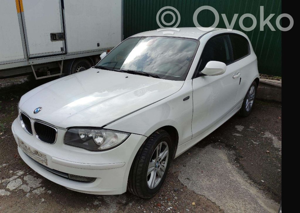 1 E81 E87 Series 1  677842101