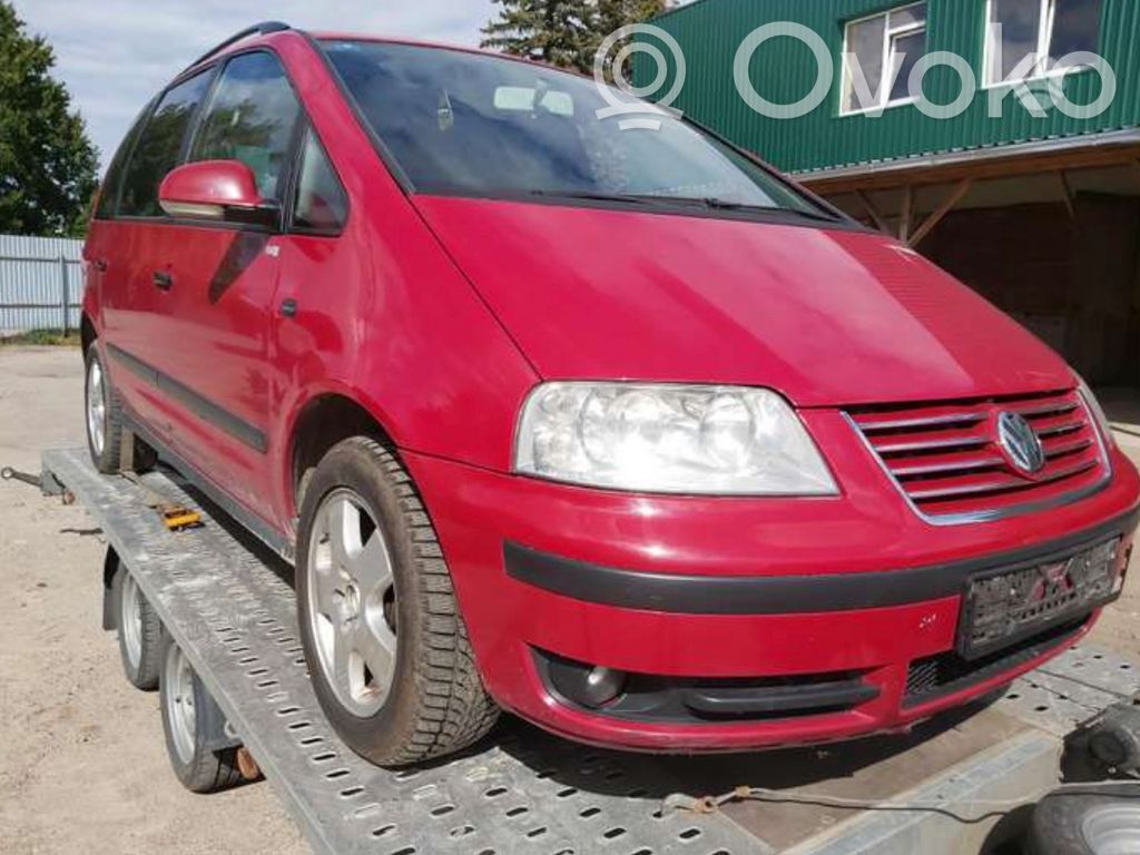 Sharan Sharan  7M3907379