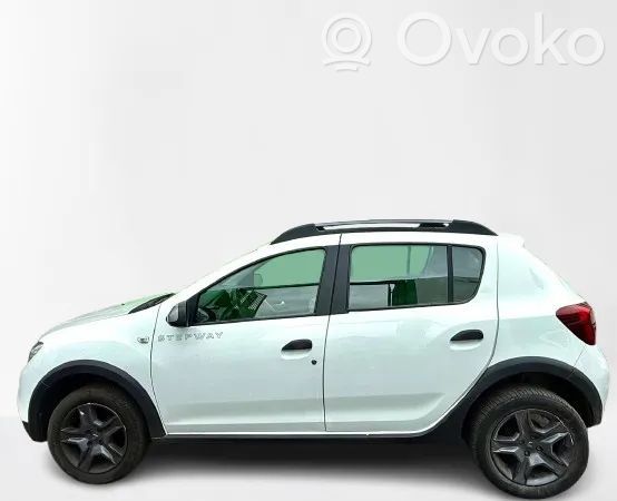 Sandero Sandero, Sandero Stepway
