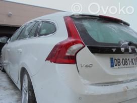V60 V60, V60 Cross Country  31376498