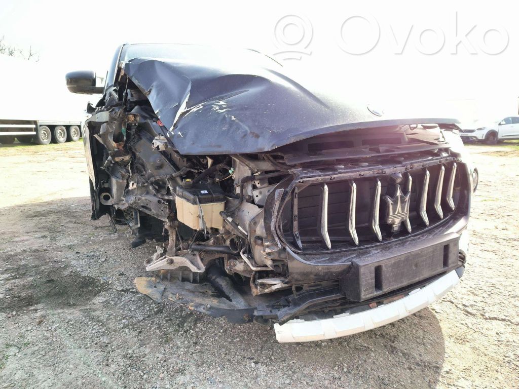 Levante Levante  68290304AE