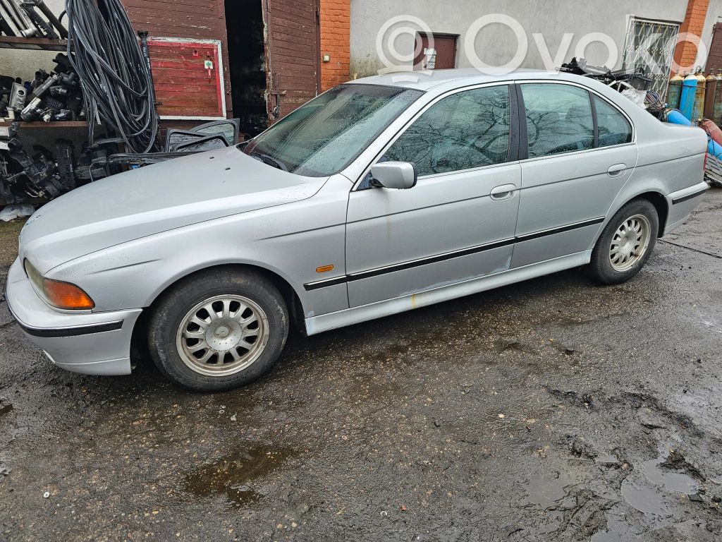5 E39 Series 5  2248533