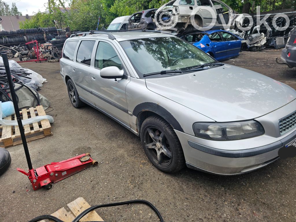 V70 S70, V70, V70 XC  8662919