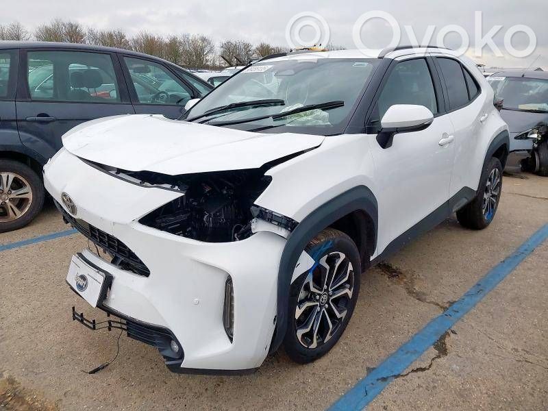 Yaris Cross Yaris Cross  891110D040