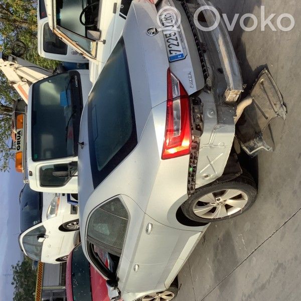 Superb B8 (3V) Superb  3V0857961