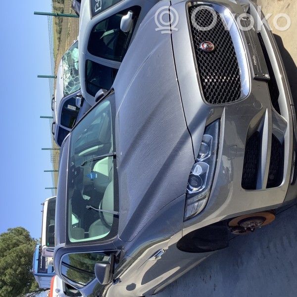 F-Pace F-Pace  FK7217E678AA