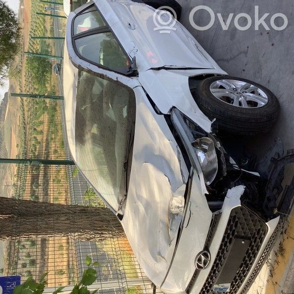 i20 Active i20  SINREFERENCIA