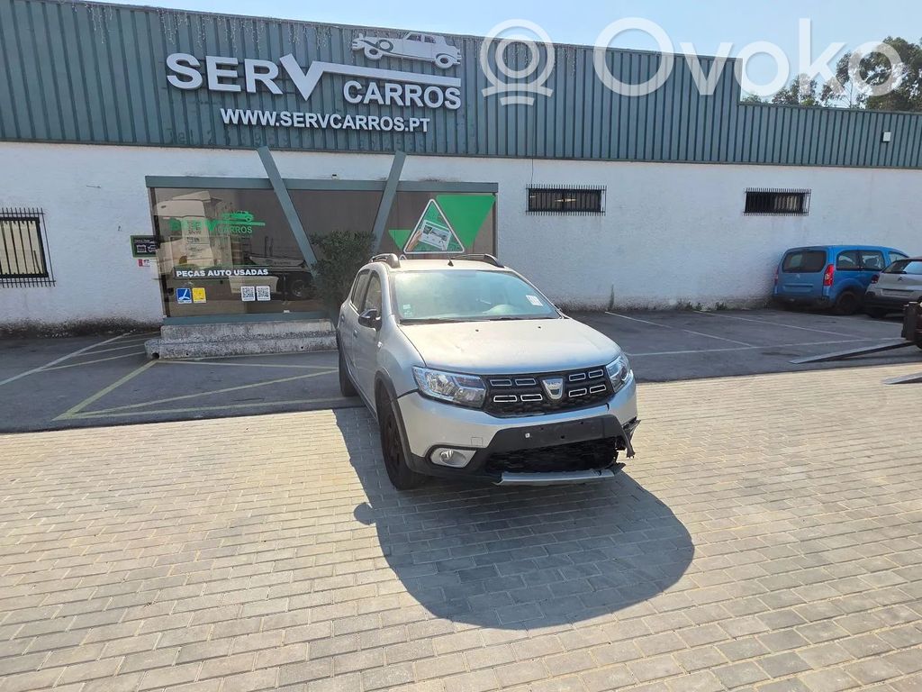 Sandero Sandero, Sandero Stepway