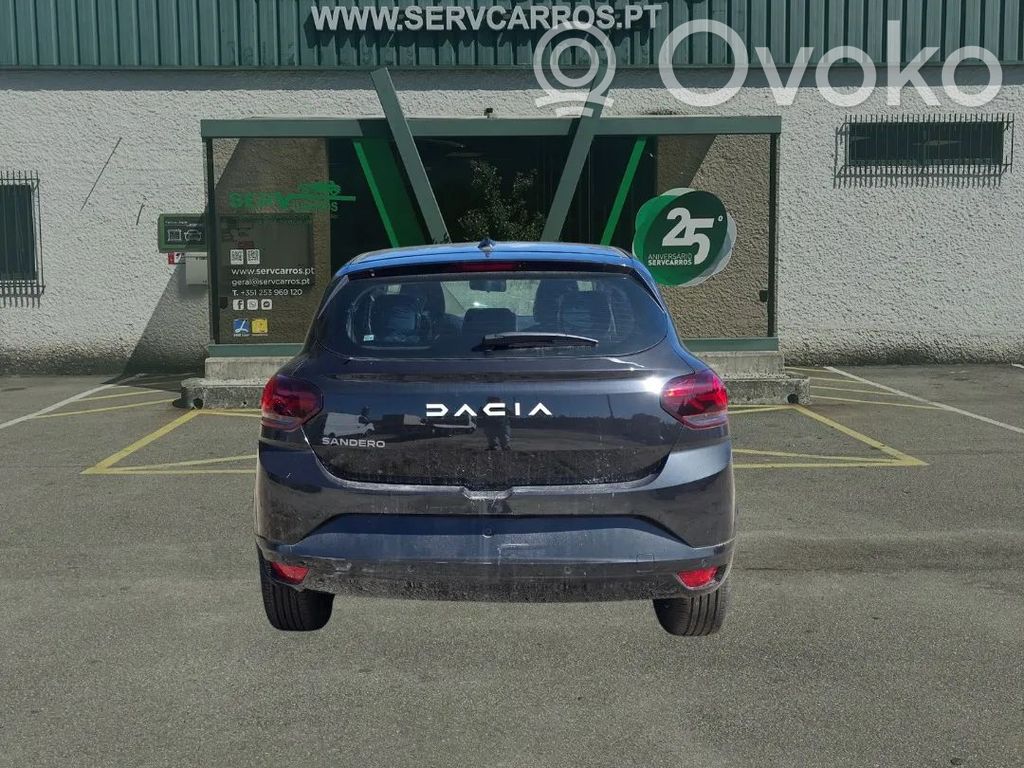 Sandero Sandero, Sandero Stepway