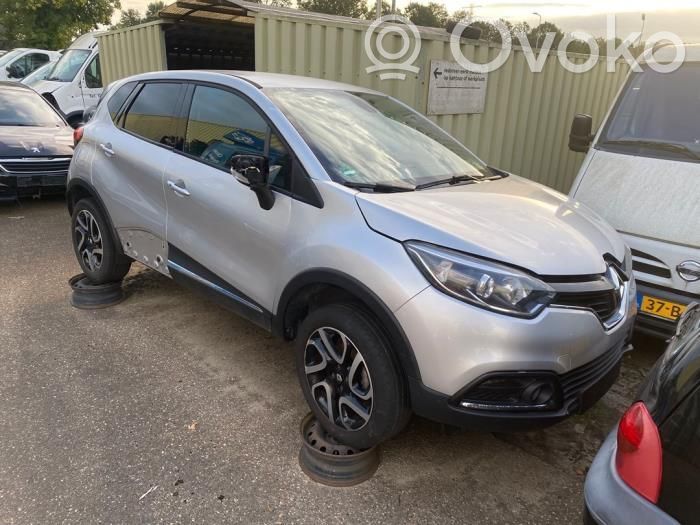 Captur Captur  8200603558