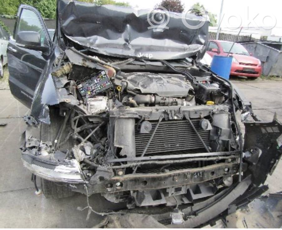 Grand Cherokee Grand Cherokee  05091018AA