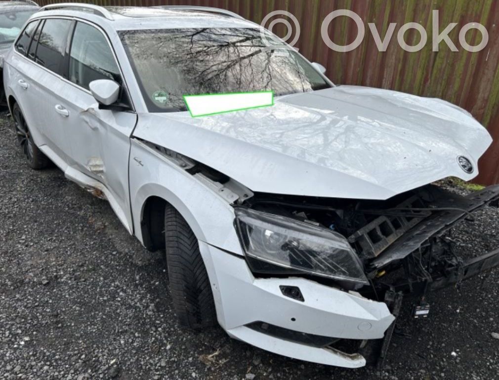Superb B8 (3V) Superb  02Q300053J
