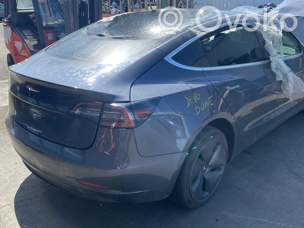 Model 3 Tesla Model 3  128832600A