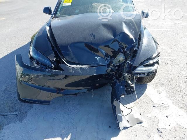 Model 3 Tesla Model 3  171175600D