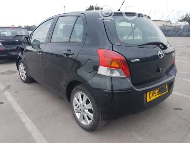 Yaris Yaris  261000N030