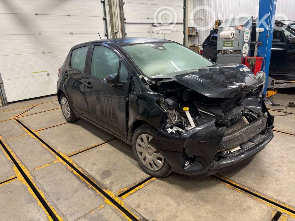 Yaris Yaris  896610U660