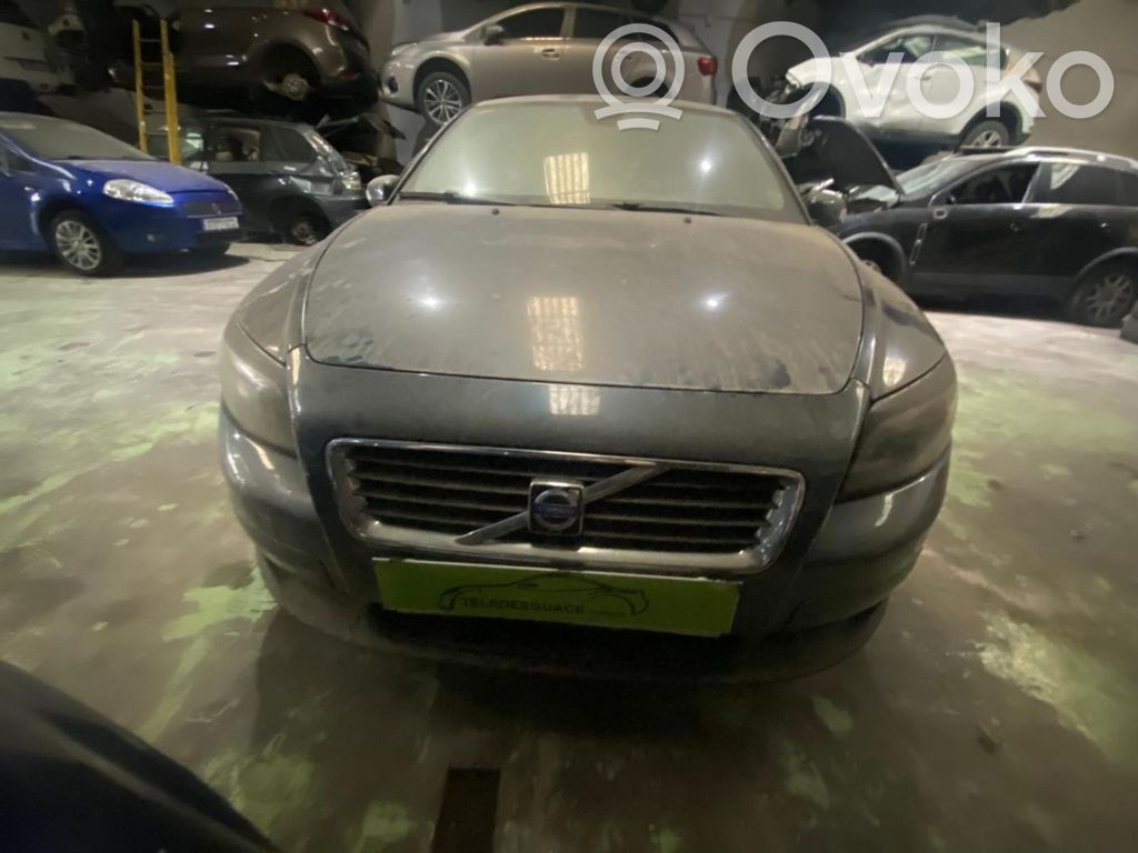 C30 C30  31214537