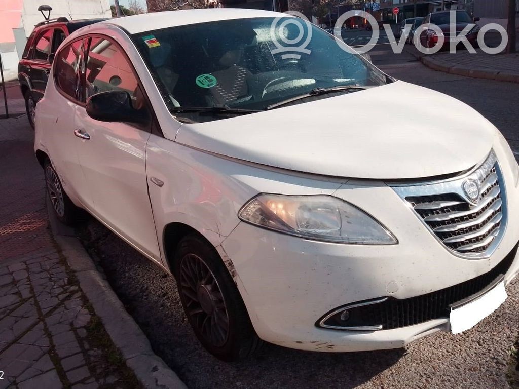 Ypsilon Ypsilon  617532300A