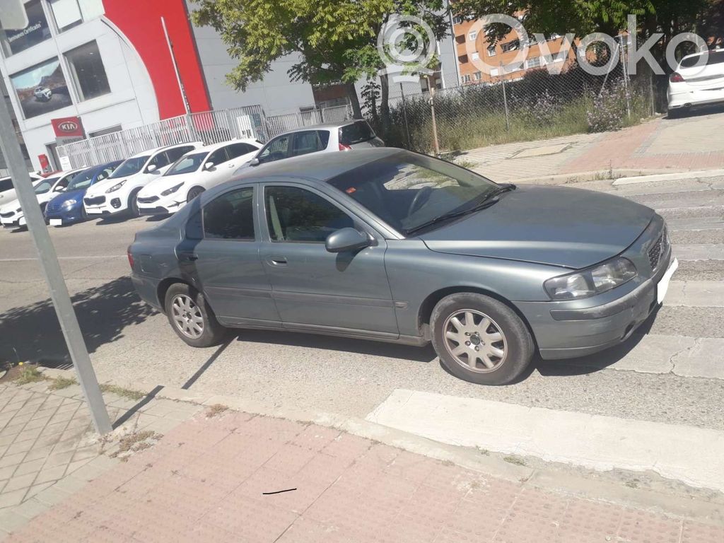 S60 S60  36050268