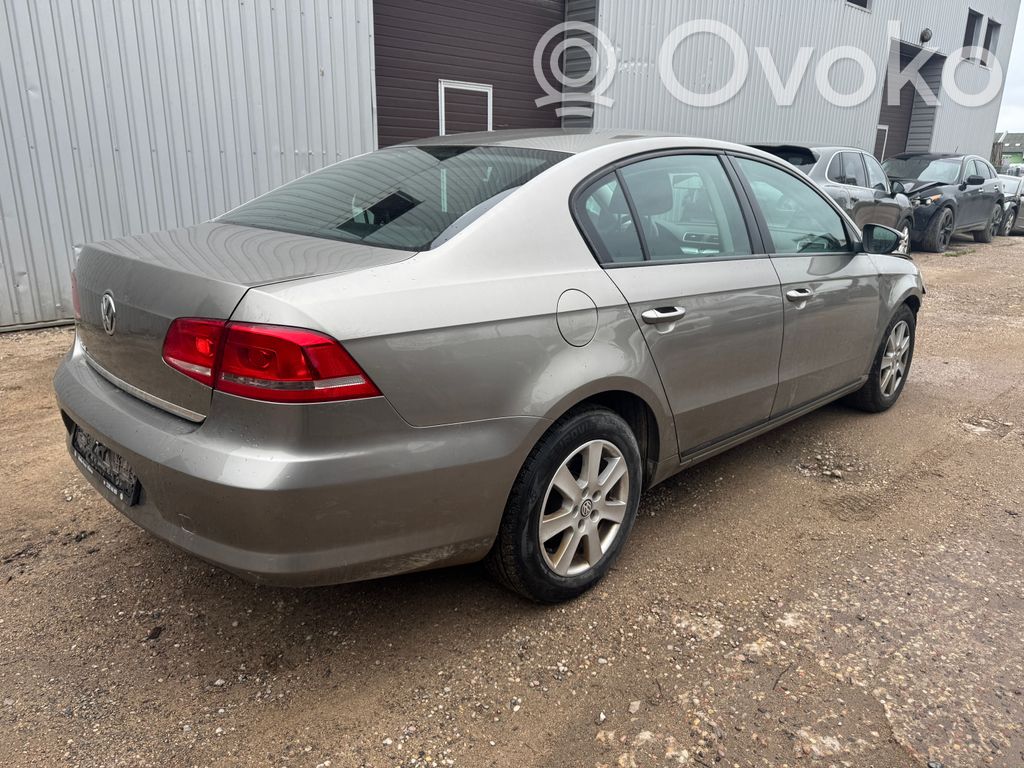 PASSAT B7 Passat  3AA614235