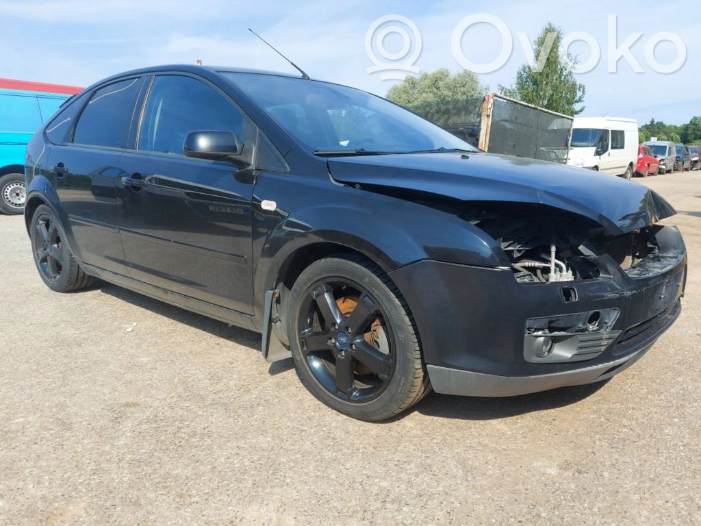 Focus Focus  1042103762