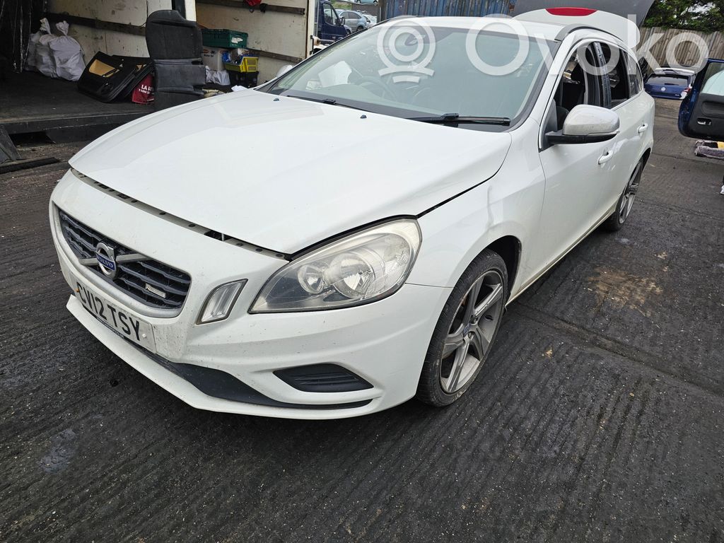 V60 V60, V60 Cross Country