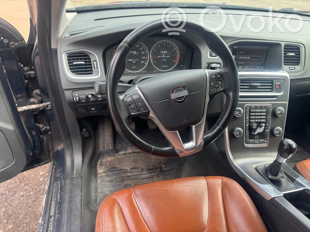 V60 V60, V60 Cross Country  1928404687