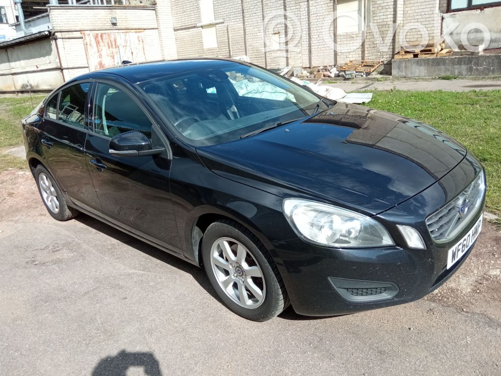 S60 S60  10014438
