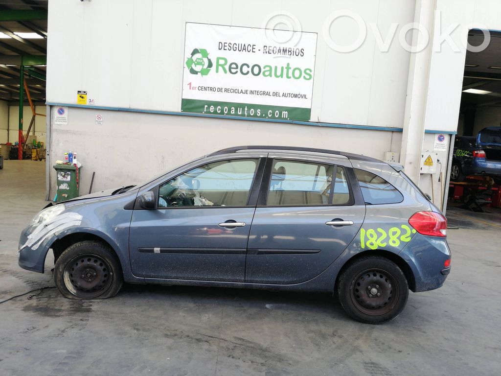 Clio III Clio  7701208398