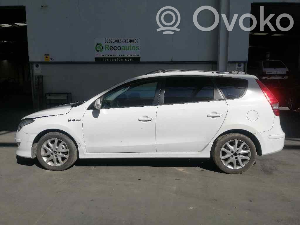 i30 i30  934102R050
