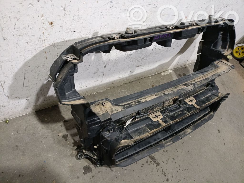 Transit Transit  YC15V25028AF