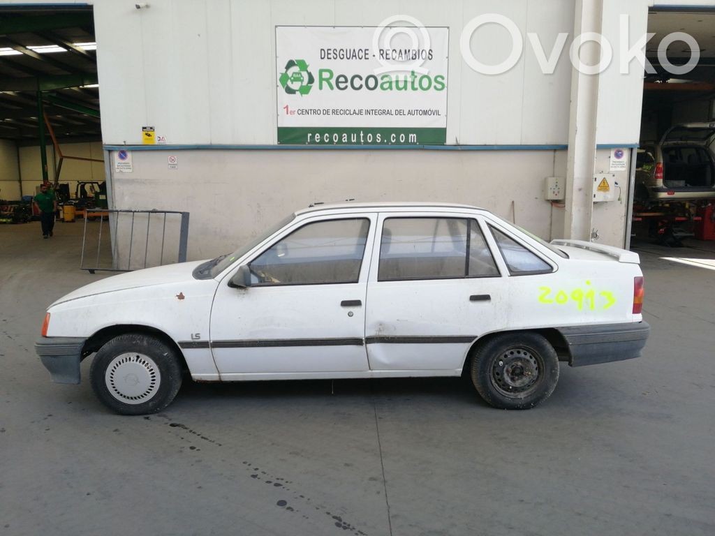 Kadett E Kadett  90209357