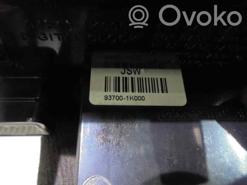 740 740  1369540