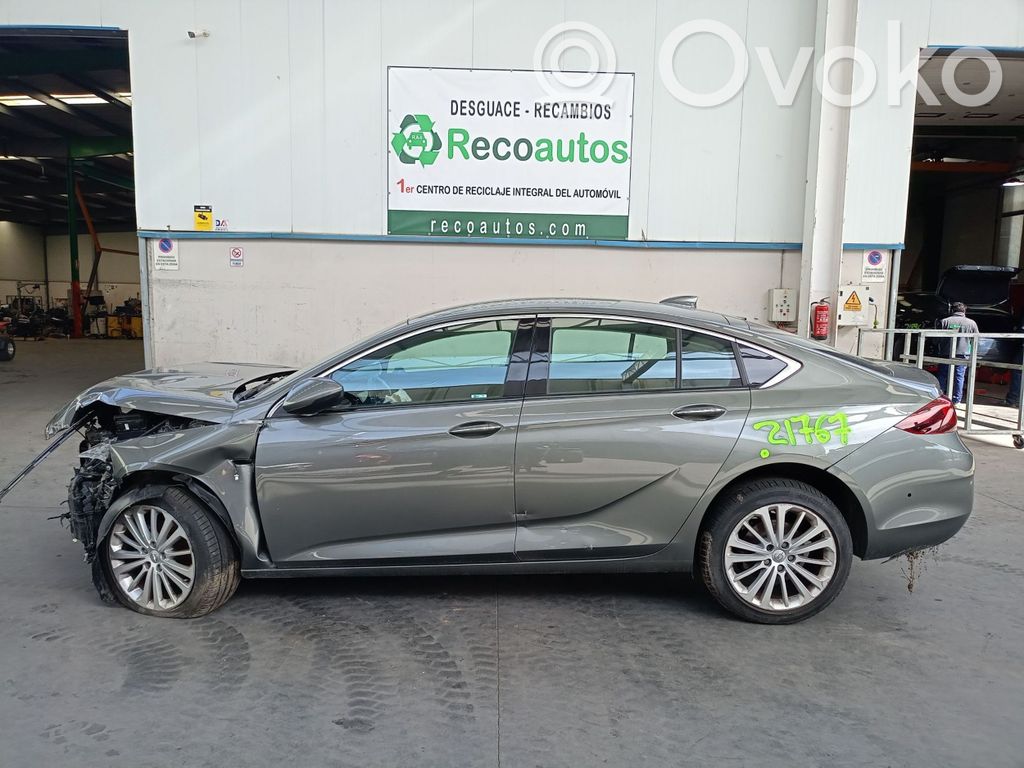 Insignia B Insignia  B15XHT
