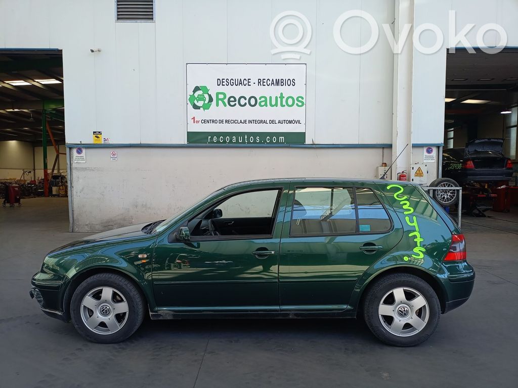 Golf SportWagen Golf  DEA