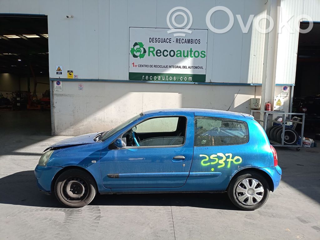 Clio III Clio  8200513076