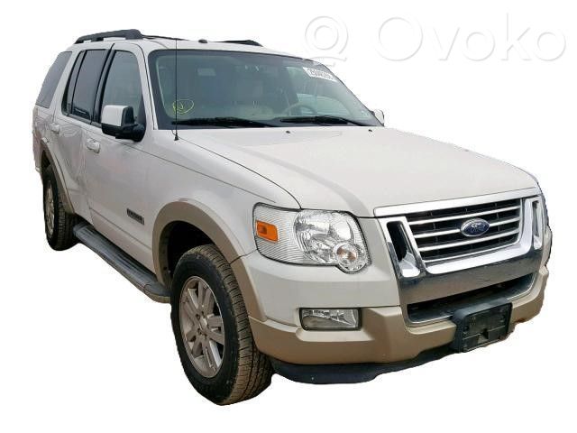 Explorer Explorer
