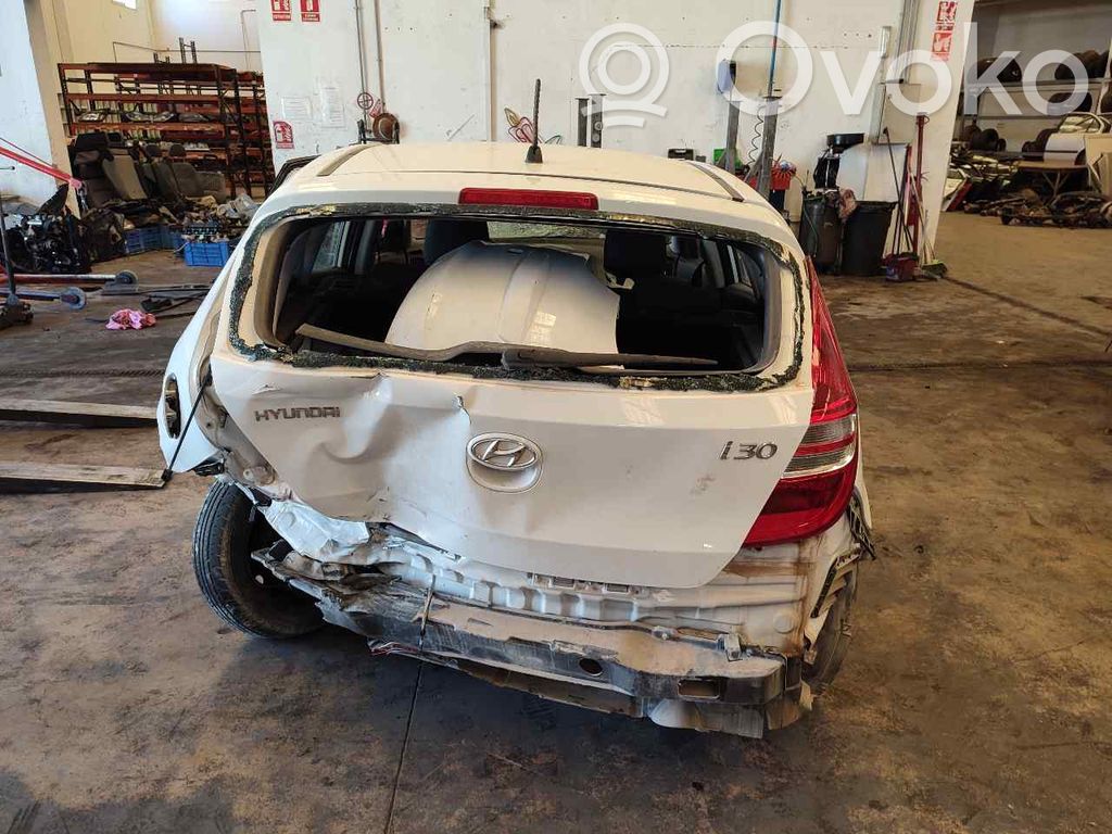 i30 i30  CUNAMOTOR