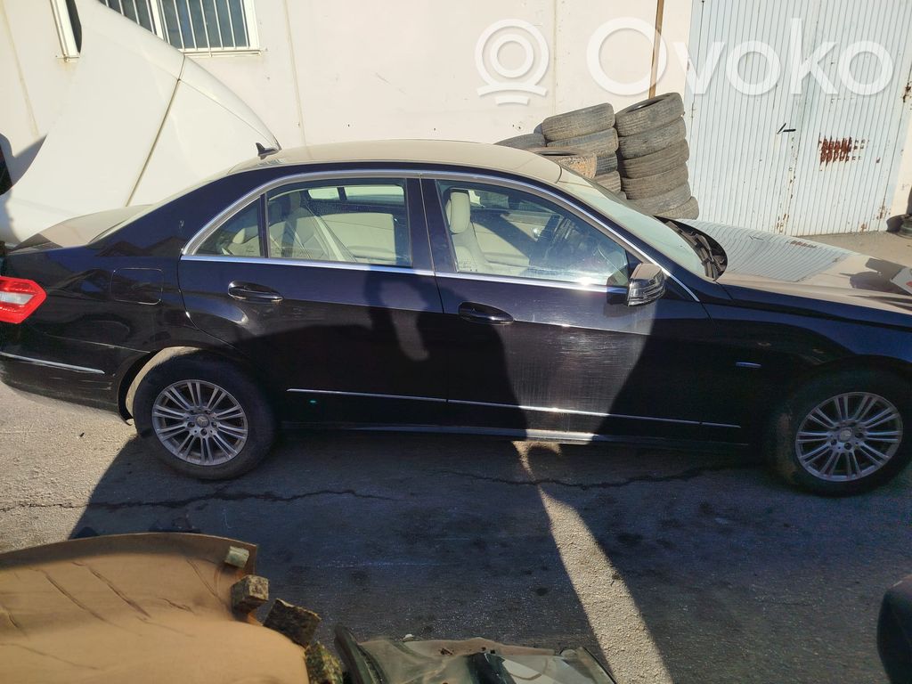 E W212 E-class, AMG (W124, W210, W211, W212, W213, C207, W238)  NOIDENTIFICADO