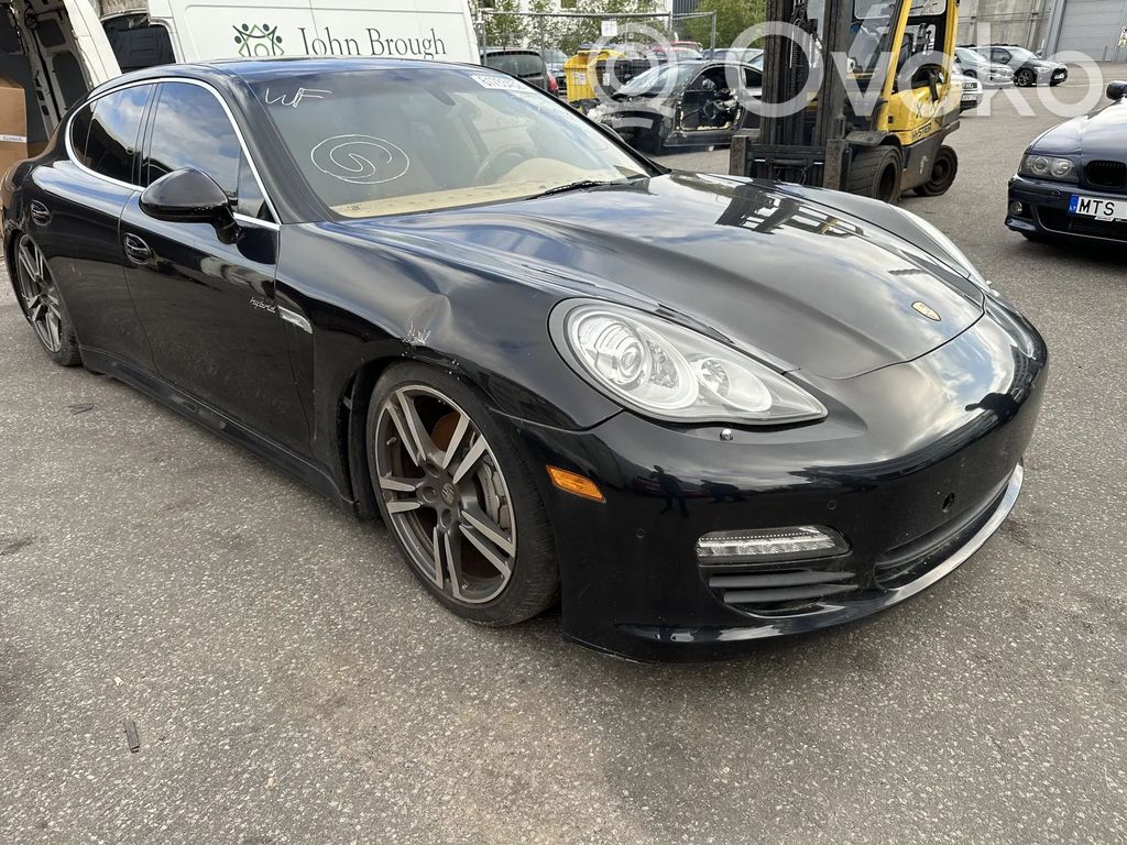 Panamera (970) Panamera  97060617600