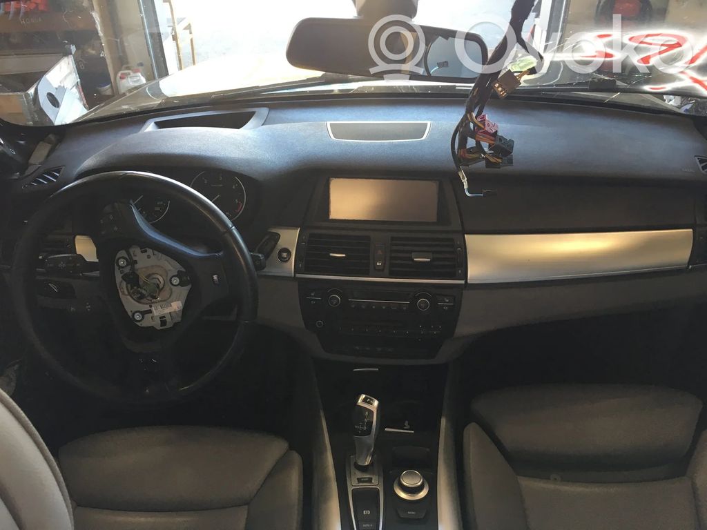 X5 E70 X5  8038289
