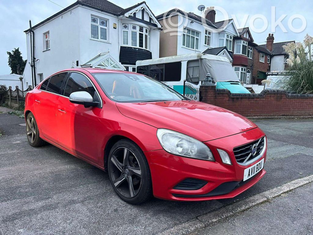 S60 S60  P31315994