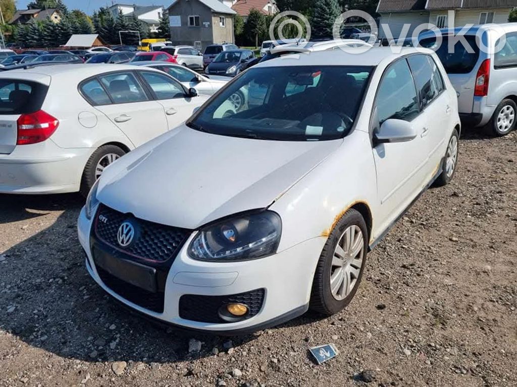 Golf V Golf  5S7112A650YA