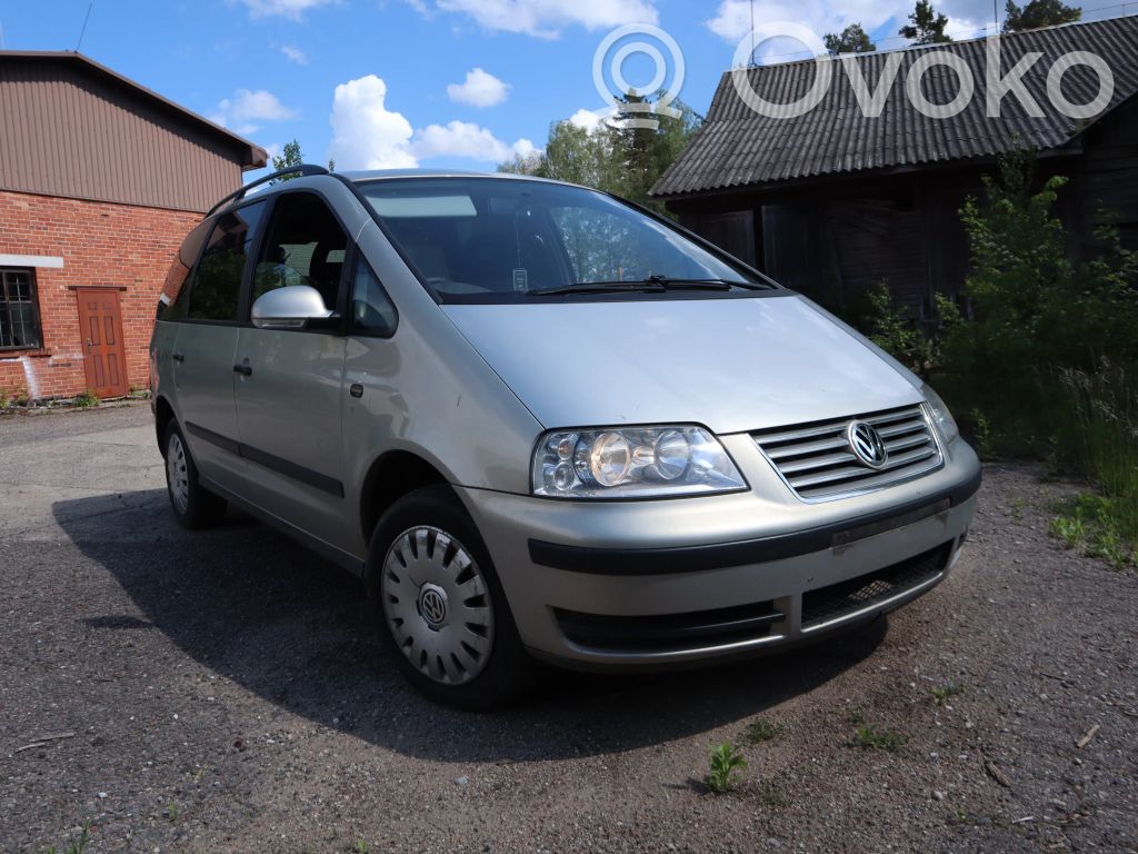 Sharan Sharan  7M3145157