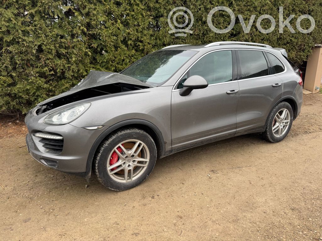 Cayenne (92A) Cayenne  7L5145804C