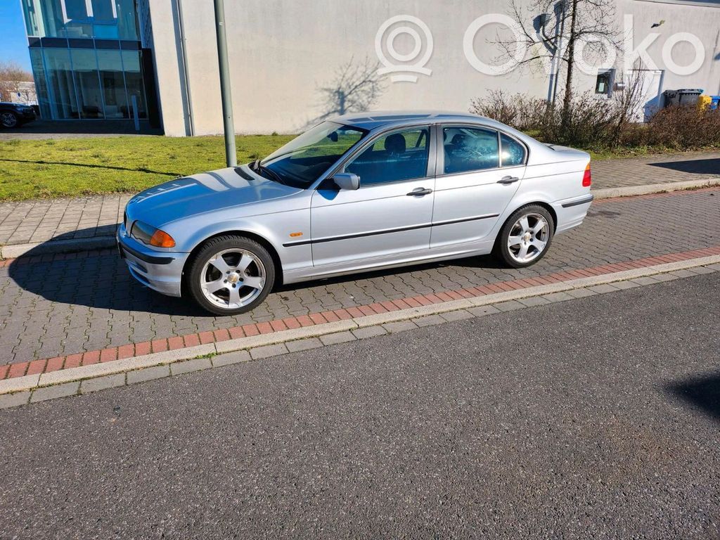 3 E46 Series 3  1096906