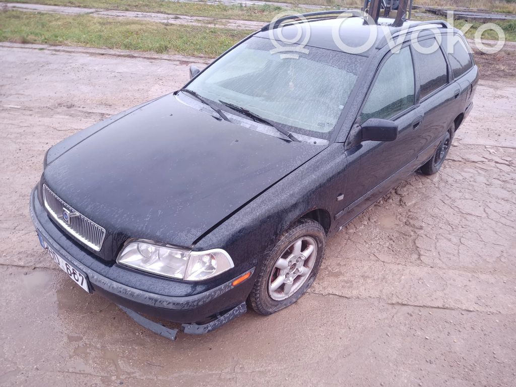 S40, V40 S40, V40