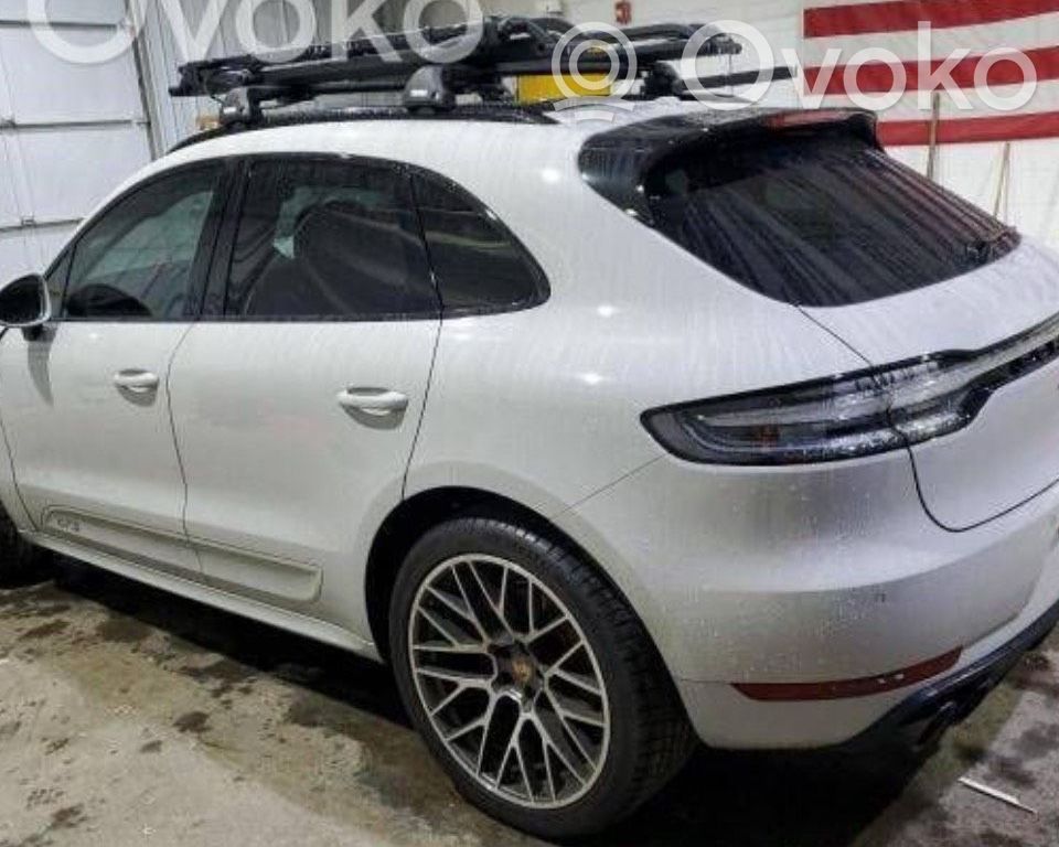 Macan (95B) Macan  95B412383